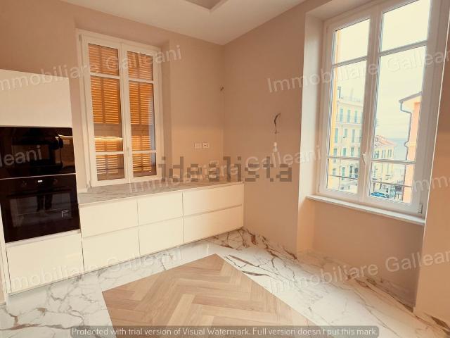 Appartamento in vendita di 160 m² in Piazza Andrea Doria