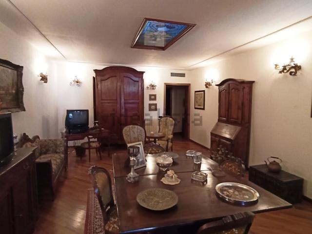 Appartamento in vendita di 160 m² in Piazza Giacomo Matteotti