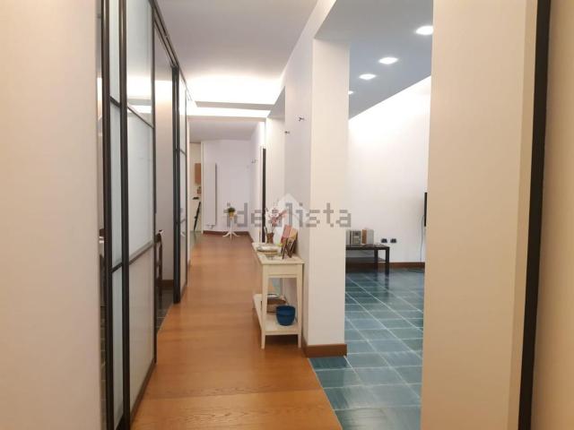 Appartamento in vendita di 160 m² in Piazza d&apos Amora