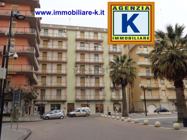 Appartamento in vendita di 160 m² in Piazza degli Eroi, 7