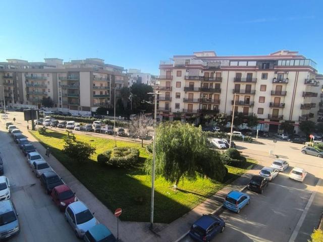 Appartamento in vendita di 160 m² in Piazza Martiri di Via Fani