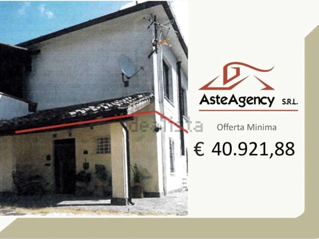 Appartamento in vendita di 160 m² in Strada della Lucciola, 2