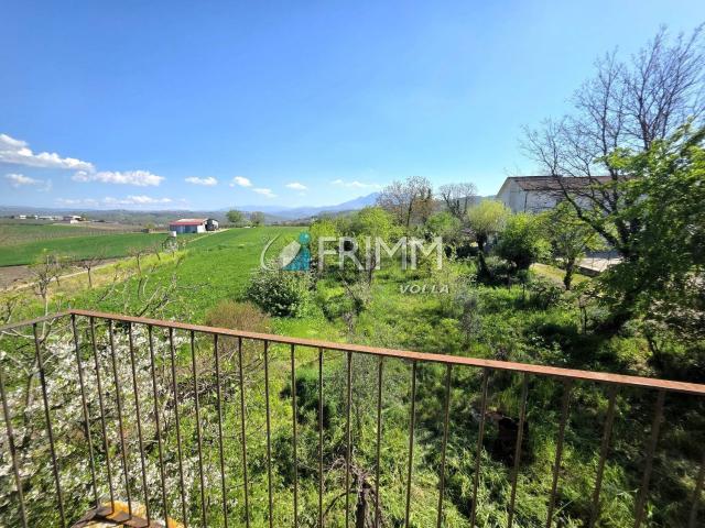 Appartamento in vendita di 160 m² in Strada Senza Nome