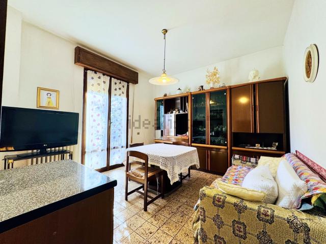 Appartamento in vendita di 161 m² in Via Circonvallazione