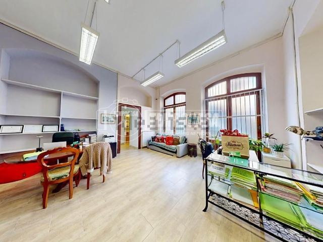 Appartamento in vendita di 161 m² in Via Graziadio Ascoli, 10