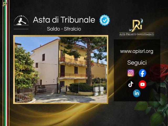 Appartamento in vendita di 161 m² in Via della Fontanella, 74