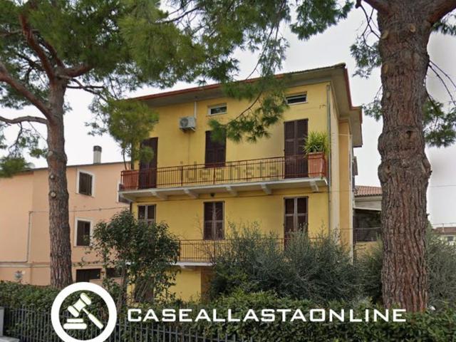 Appartamento in vendita di 161 m² in Via della Fontanella