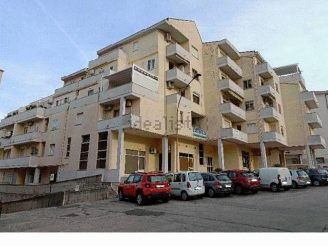 Appartamento in vendita di 161 m² in Via delle Gardenie