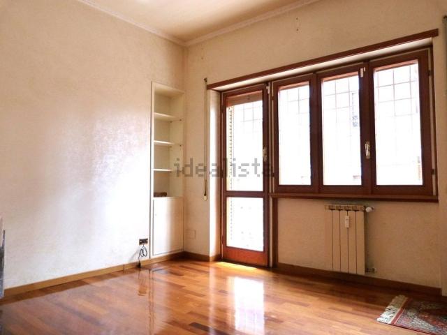 Appartamento in vendita di 161 m² in Via Dino Frescobaldi