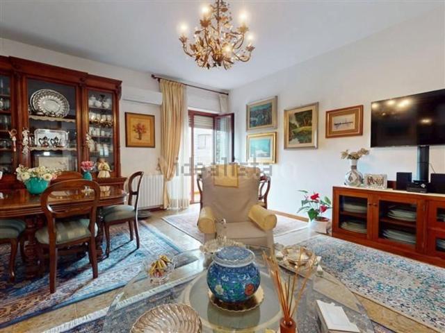 Appartamento in vendita di 161 m² in Via Favonio
