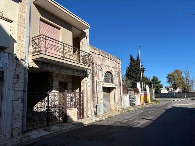 Appartamento in vendita di 161 m² in Via Mare, 127