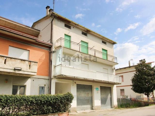 Appartamento in vendita di 161 m² in Via Nove Febbraio, 54