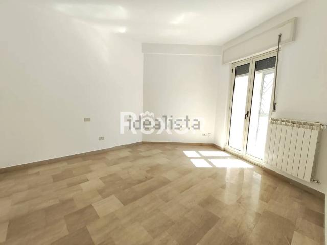 Appartamento in vendita di 161 m² in Via Salvatore Quasimodo, 8