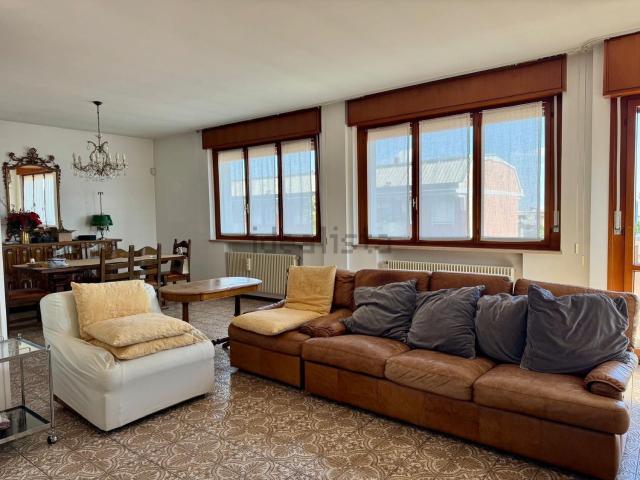 Appartamento in vendita di 161 m² in Via San Quirino, 4