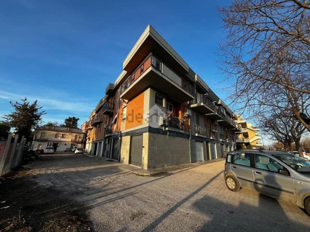 Appartamento in vendita di 161 m² in Via Silvio Pellico, 85