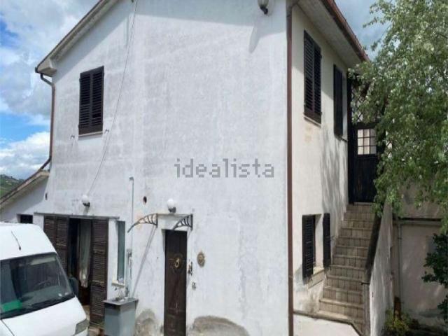 Appartamento in vendita di 161 m² in Via Ponte Musone