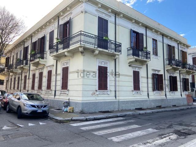 Appartamento in vendita di 161 m² in Via Tripodi Frate