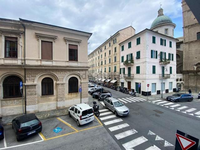 Appartamento in vendita di 161 m² in Via Verzellino, 5