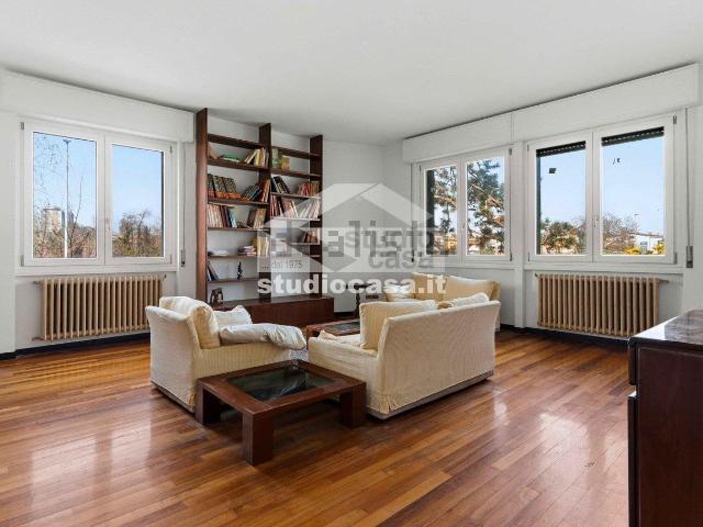 Appartamento in vendita di 161 m² in Viale della Repubblica