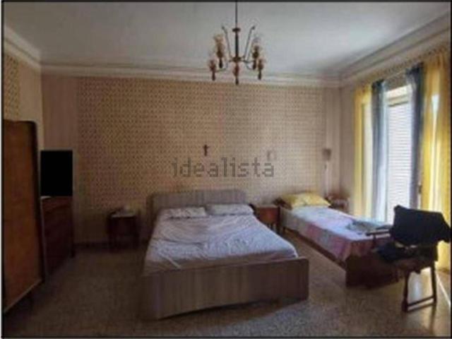 Appartamento in vendita di 162 m² in Via Antonio Galzarano