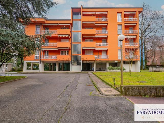 Appartamento in vendita di 162 m² in Via Angelo Moro, 9