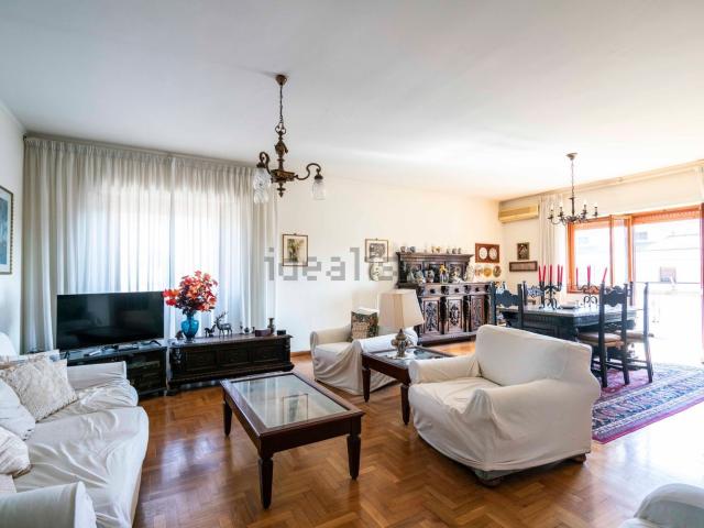 Appartamento in vendita di 162 m² in Via Alessio Baldovinetti, 26