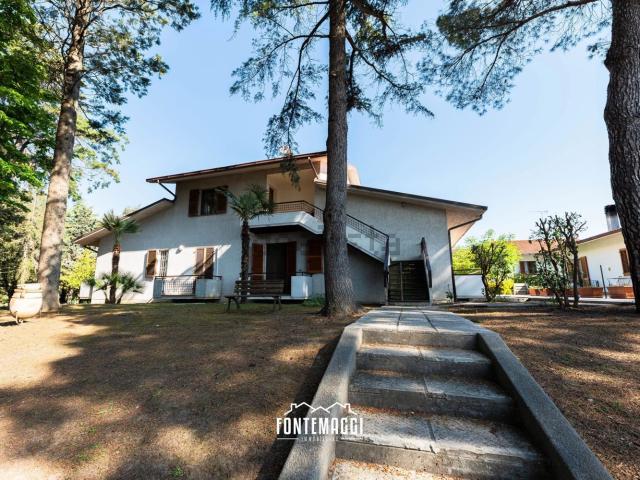 Appartamento in vendita di 162 m² in Via Belvedere