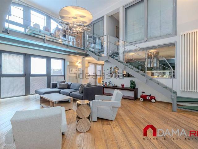 Appartamento in vendita di 162 m² in Via Giuseppe Ripamonti