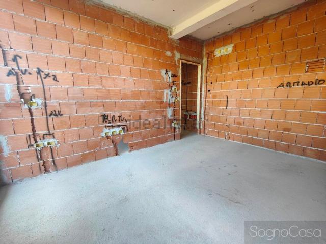 Appartamento in vendita di 162 m² in Via Giacomo Brodolini, 34