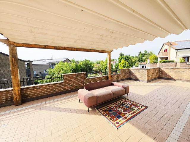 Appartamento in vendita di 162 m² in Via Guglielmo Marconi, 120