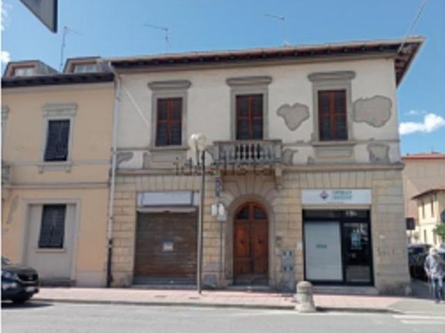 Appartamento in vendita di 162 m² in Via Dante, 28