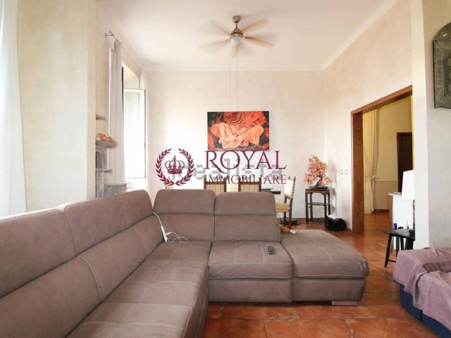 Appartamento in vendita di 162 m² in Via dei Funaioli, 93