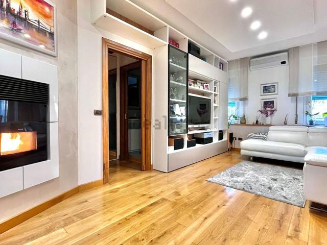 Appartamento in vendita di 162 m² in Via della Quintana