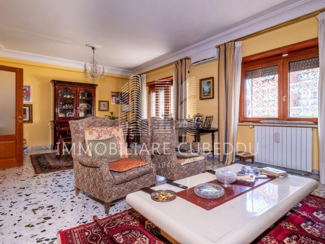 Appartamento in vendita di 162 m² in Via Francesco D&apos Ovidio