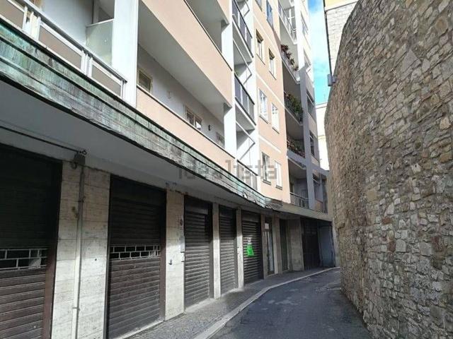 Appartamento in vendita di 162 m² in Via IV Novembre, 14