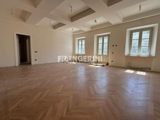 Appartamento in vendita di 162 m² in Via Ombrosa