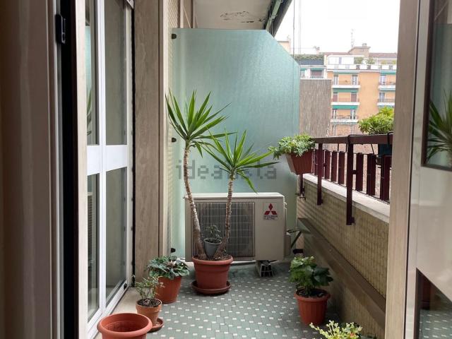 Appartamento in vendita di 162 m² in Via Lodovico Castelvetro