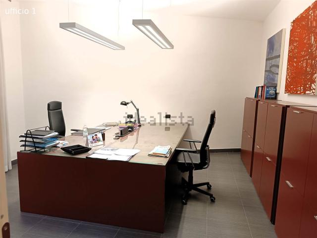 Appartamento in vendita di 162 m² in Via Leonardo Ximenes