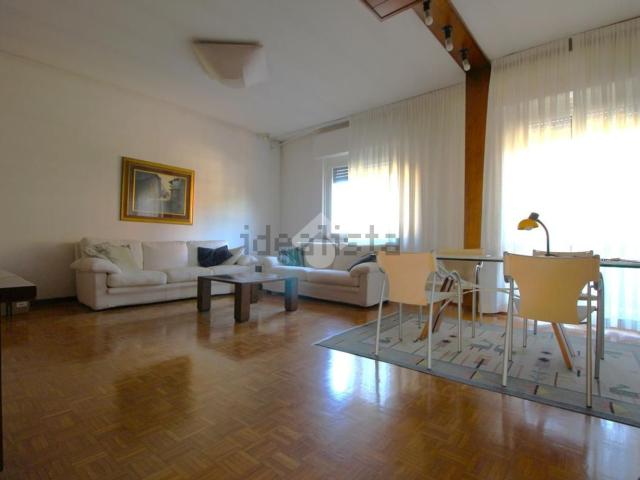 Appartamento in vendita di 162 m² in Via Magenta, 44