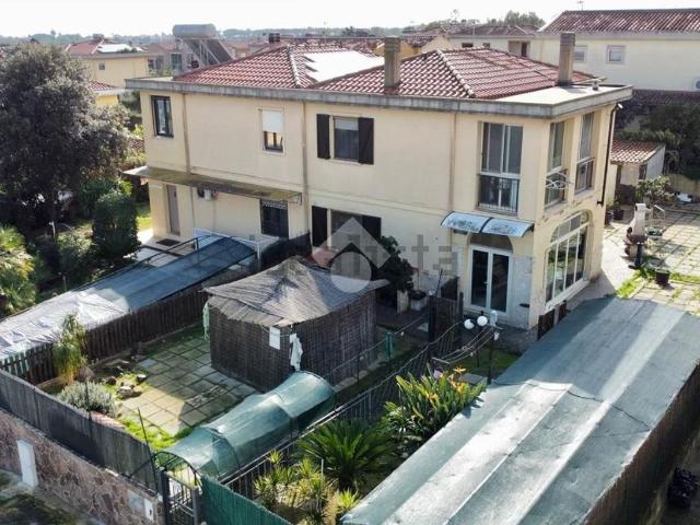 Appartamento in vendita di 162 m² in Via Po, 18