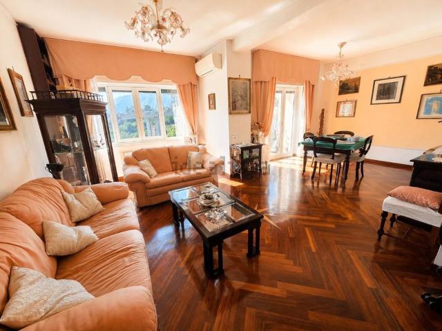 Appartamento in vendita di 162 m² in Via Pigna, 76
