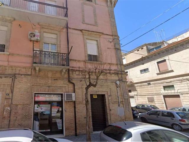 Appartamento in vendita di 162 m² in Via Torino, 12