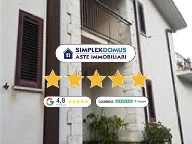 Appartamento in vendita di 162 m² in Contrada Sprazzi