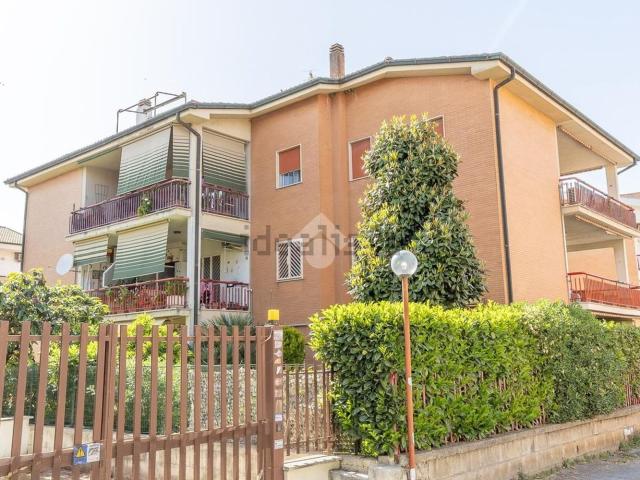 Appartamento in vendita di 162 m² in Piazza Punto Togliatti, 1