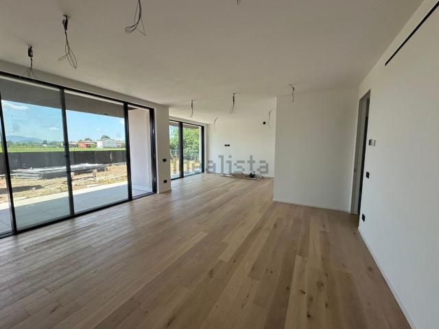 Appartamento in vendita di 163 m²