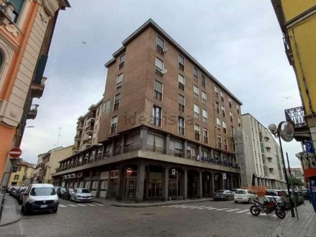 Appartamento in vendita di 163 m² in Via Camillo Cavour, 23