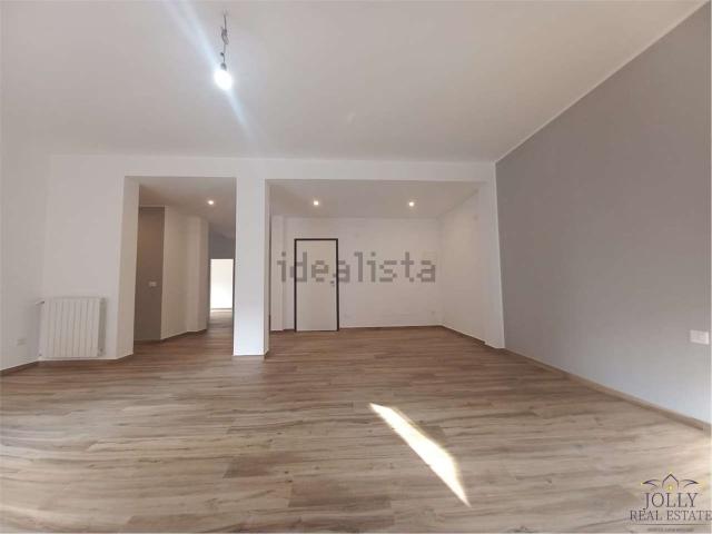 Appartamento in vendita di 163 m² in Via Alcibiade