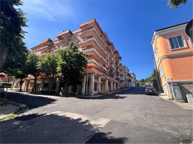 Appartamento in vendita di 163 m² in Via G. Demartis