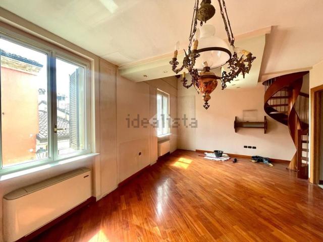 Appartamento in vendita di 163 m² in Via G. Moruzzi, 10