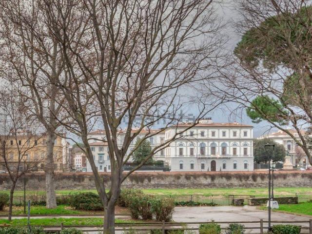 Appartamento in vendita di 163 m² in Via Della Fonderia
